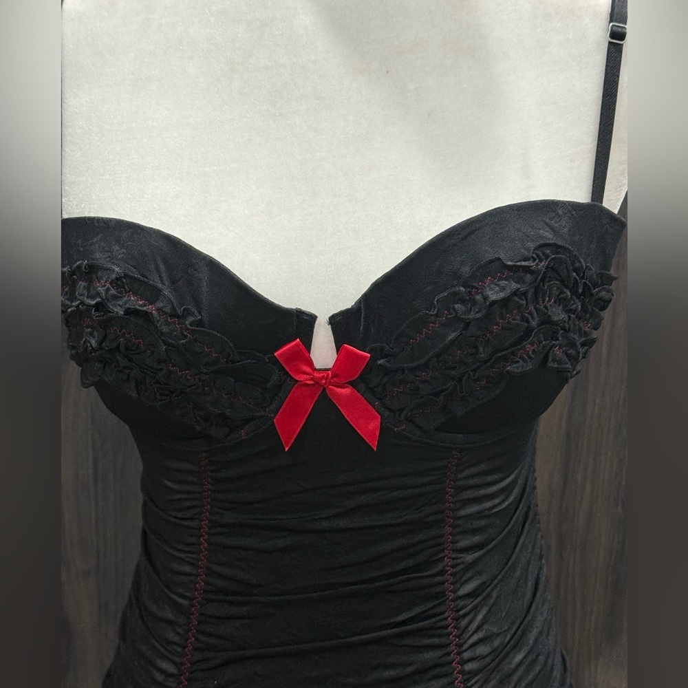 Victoria's Secret "Sexy Little Things" ruffle corset babydoll - Picture 9 of 13